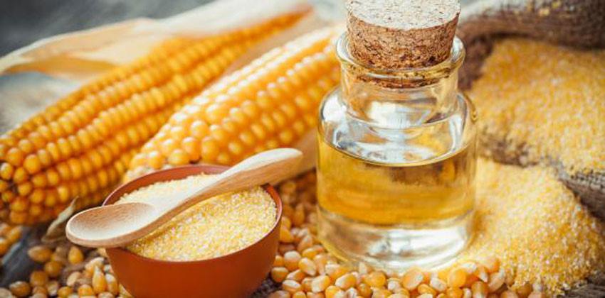 4 أضرار للطهى بزيوت عباد الشمس والذرة