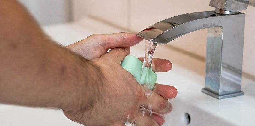 بعض طرق غسل الأيدي خطيرة