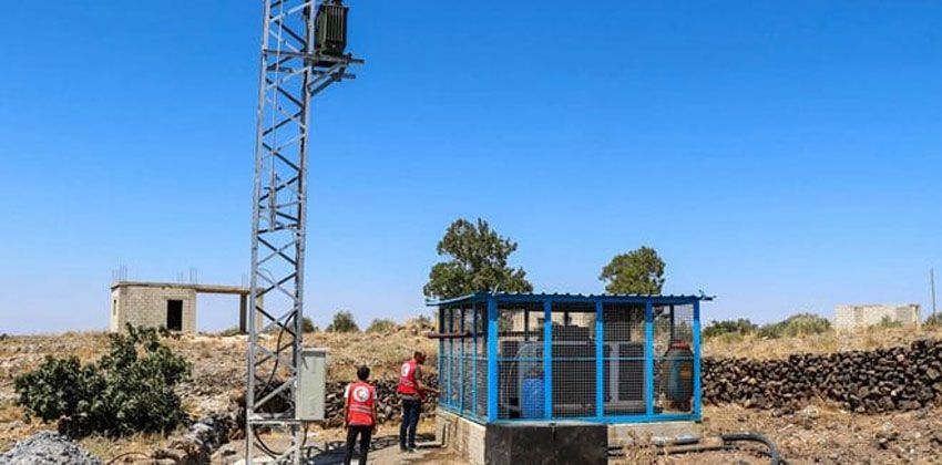 خطوط كهرباء هوائية