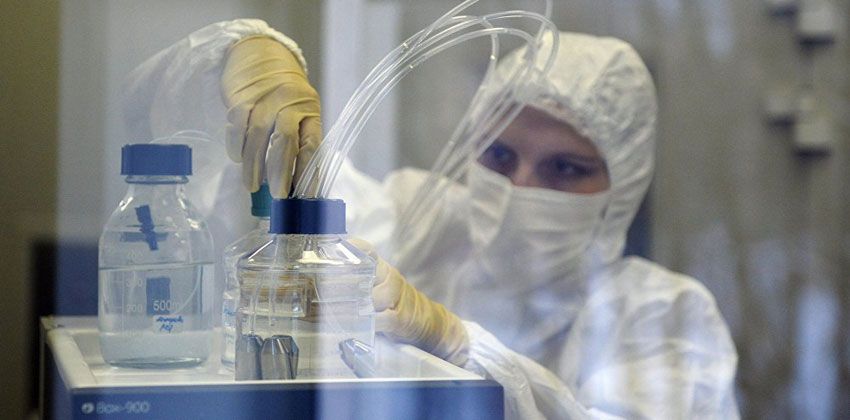 تقنية تجعل الطبيب يجلس مع الفيروس