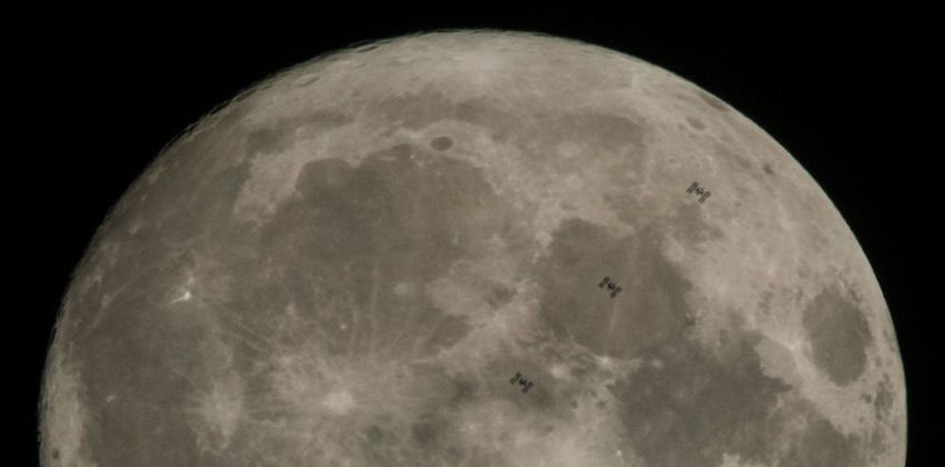 طريقة لاستخراج الماء على سطح القمر