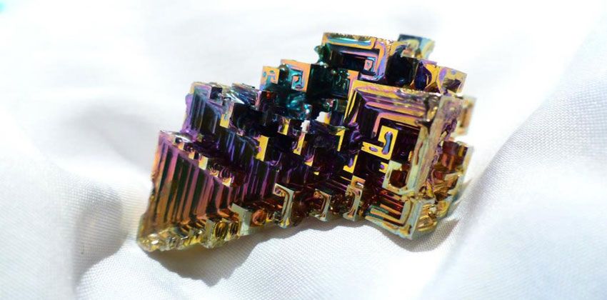 سبائك معدنية نانوية سائلة لتطهير المياه