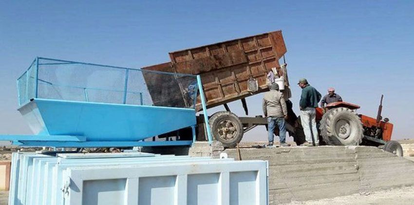 سيارات نقل القمامة