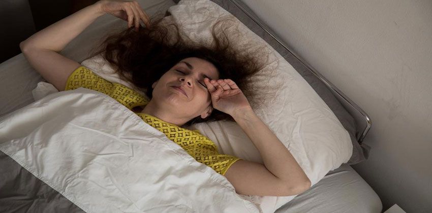 لماذا نستيقظ في نفس الوقت من كل ليلة