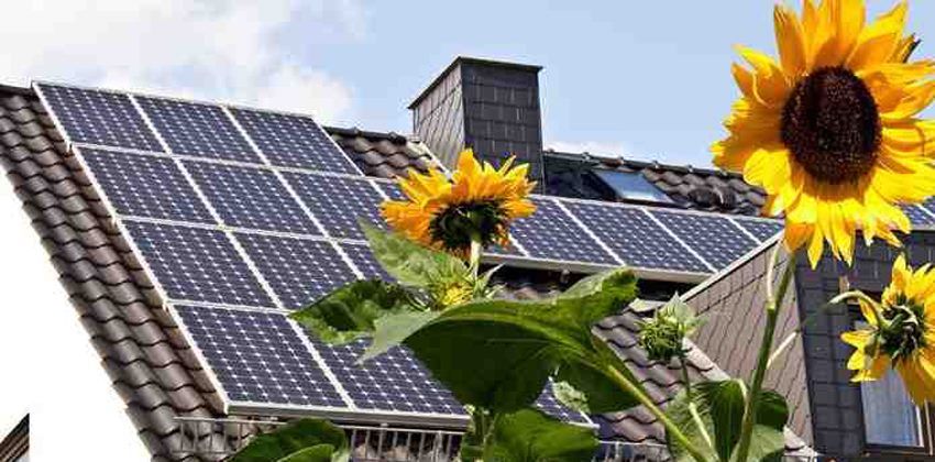 المنازل المكتفية ذاتياً.