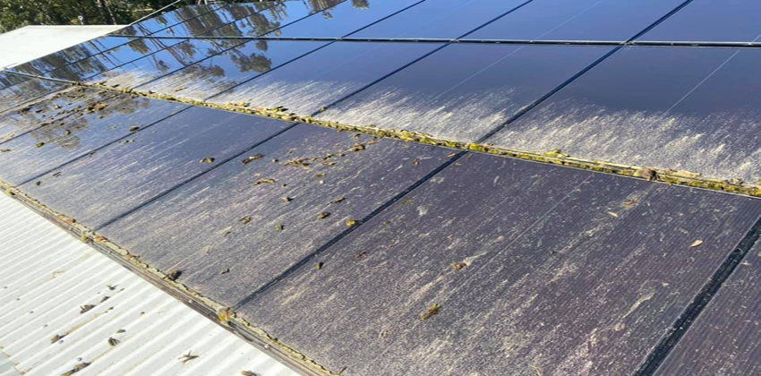 تقنية لتنظيف ألواح الطاقة الشمسية